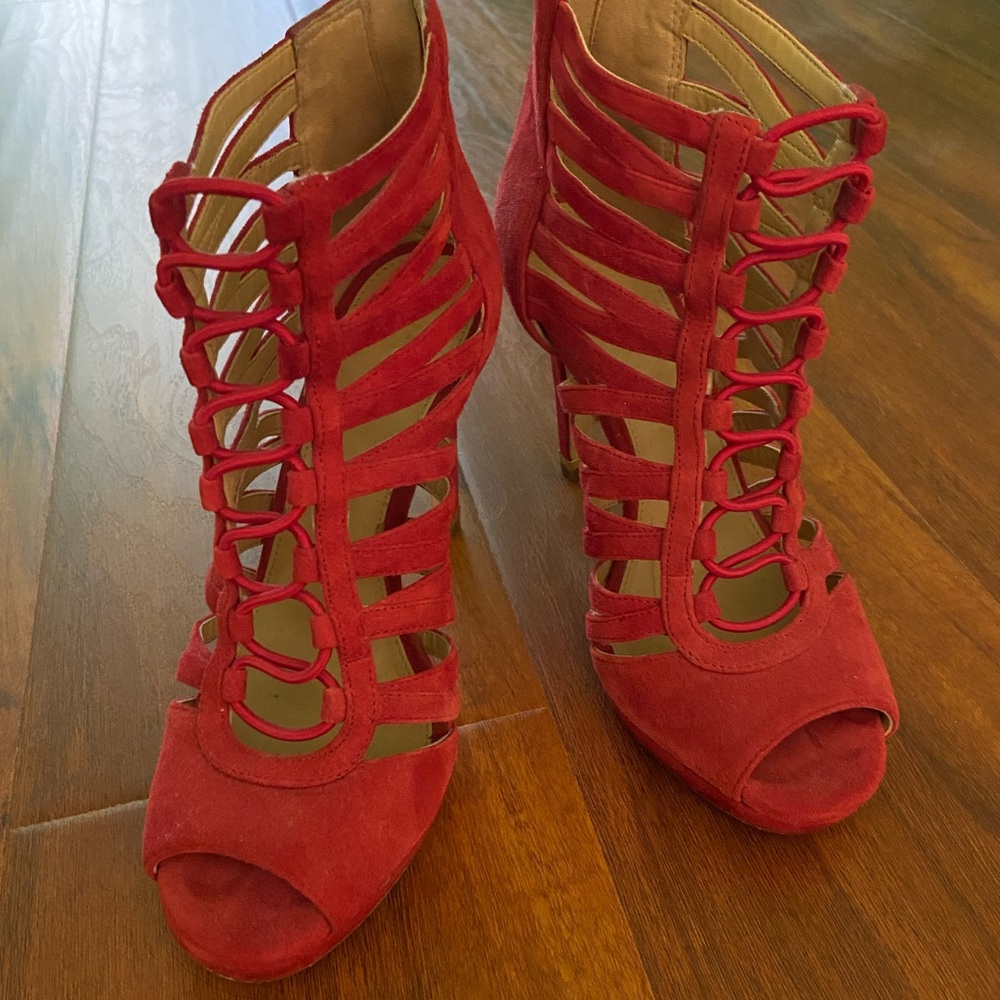 Michael Kors Red high heels